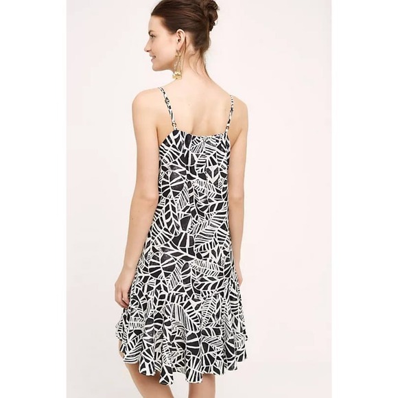 Whit Two Anthropologie Women's Claudia Swing Black White Leaf Print Mini Dress - Picture 2 of 9